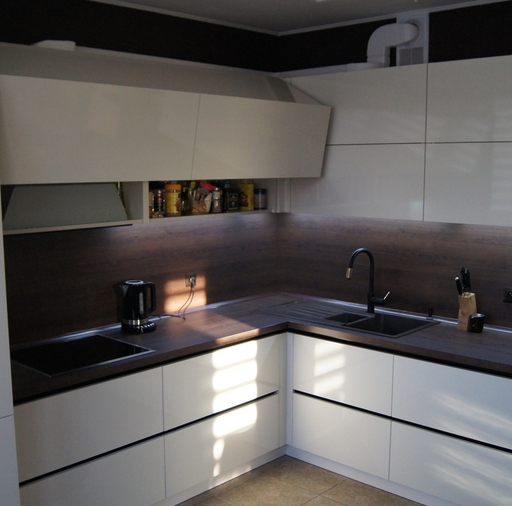 Белый кухонный гарнитур-Кухня из пластика «Модель 137»-фото7
